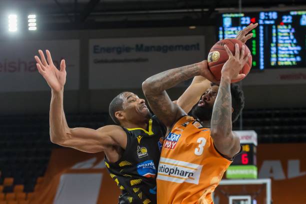 为比赛增添 为比赛增添